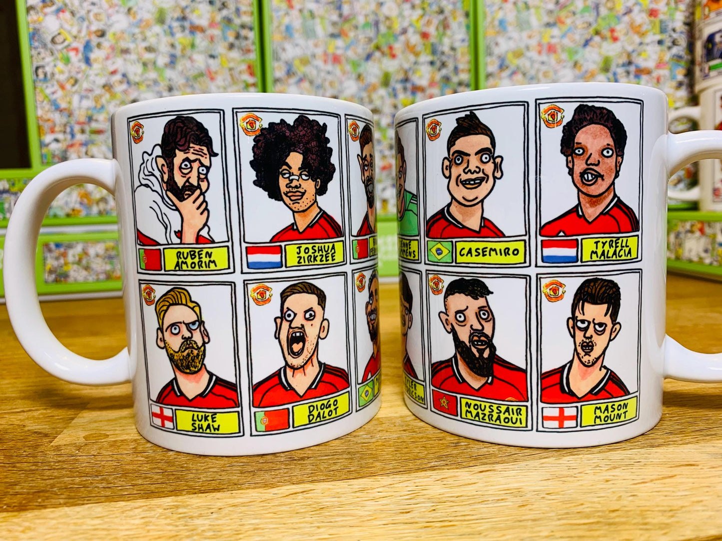 Man Utd 25/26 No Score Draws Mug Set - Set of TWO DIFFERENT 11oz Ceramic Mugs with Wonky Panini-style MUFC Doodles Of Manchester United